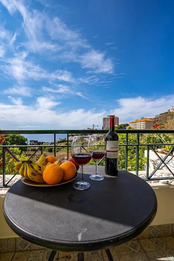 Ocean Breeze Apartment Canico